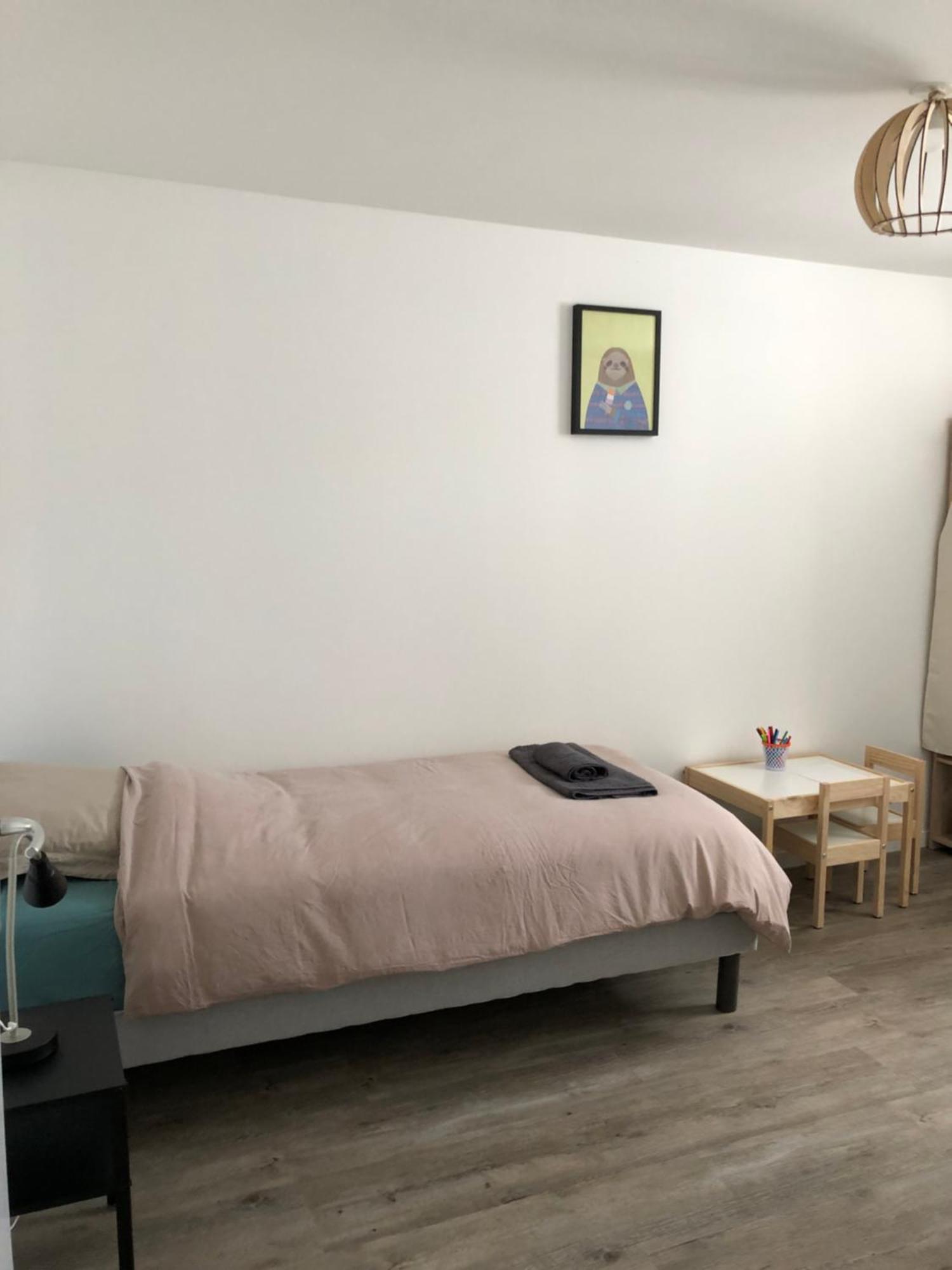 Gite De L'Hotel Castel Couvains  المظهر الخارجي الصورة